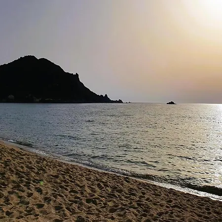 木屋 Near Sandy Beaches